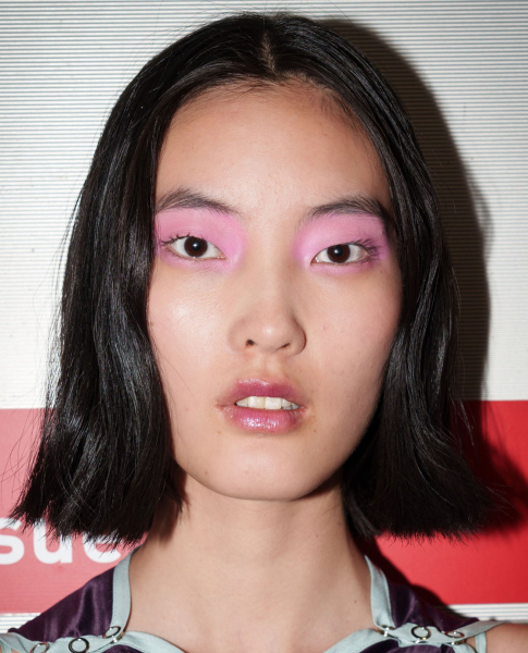 Makeup Trends 2026 pastel pink lids at zomer paris
